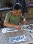 silver artist in San Kamphaeng.JPG (86 KB)